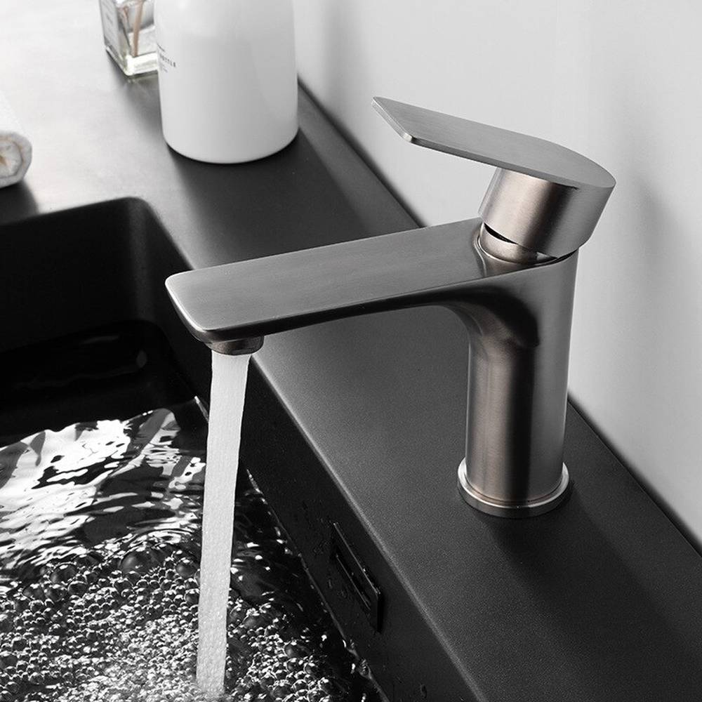 voi-lavabo-nong-lanh-ca-334x